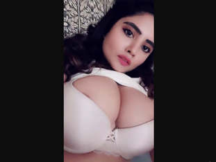 Beautiful Big Boobs Sexy Paki Girl Updates 6 Clips Part 1
