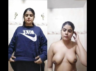 Beautiful Indian Girl Showing & Fingering Pussy 5 Clips Merged into single File