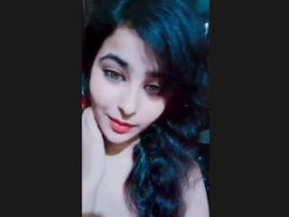 Sexy Pakistani Girl Selfie Cam Video