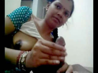 kaveri bhabhi homemade sex with hubby