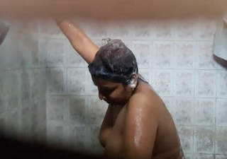 Desi Bhabhi hidden cam bath video