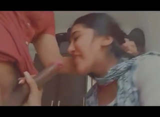 Desi Sexy Girl Blowing Vdo
