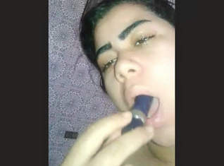 Desi Punjabi aunty inserting lipstick