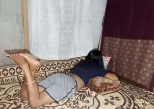 Hot Srilankan Girl Fucked by Lover at Home Study