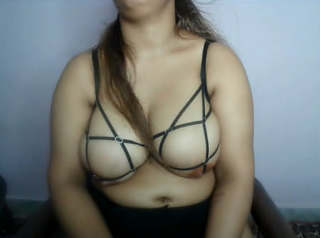 Hotti Desi Babe Webcam Show