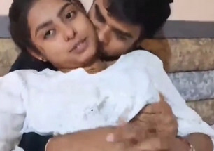 Desi girlfriend enjoyed on the bed Sex