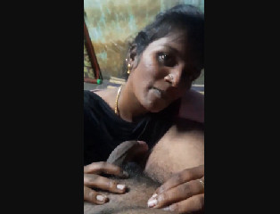 Tamil Aunty Giving BJ to Uncle